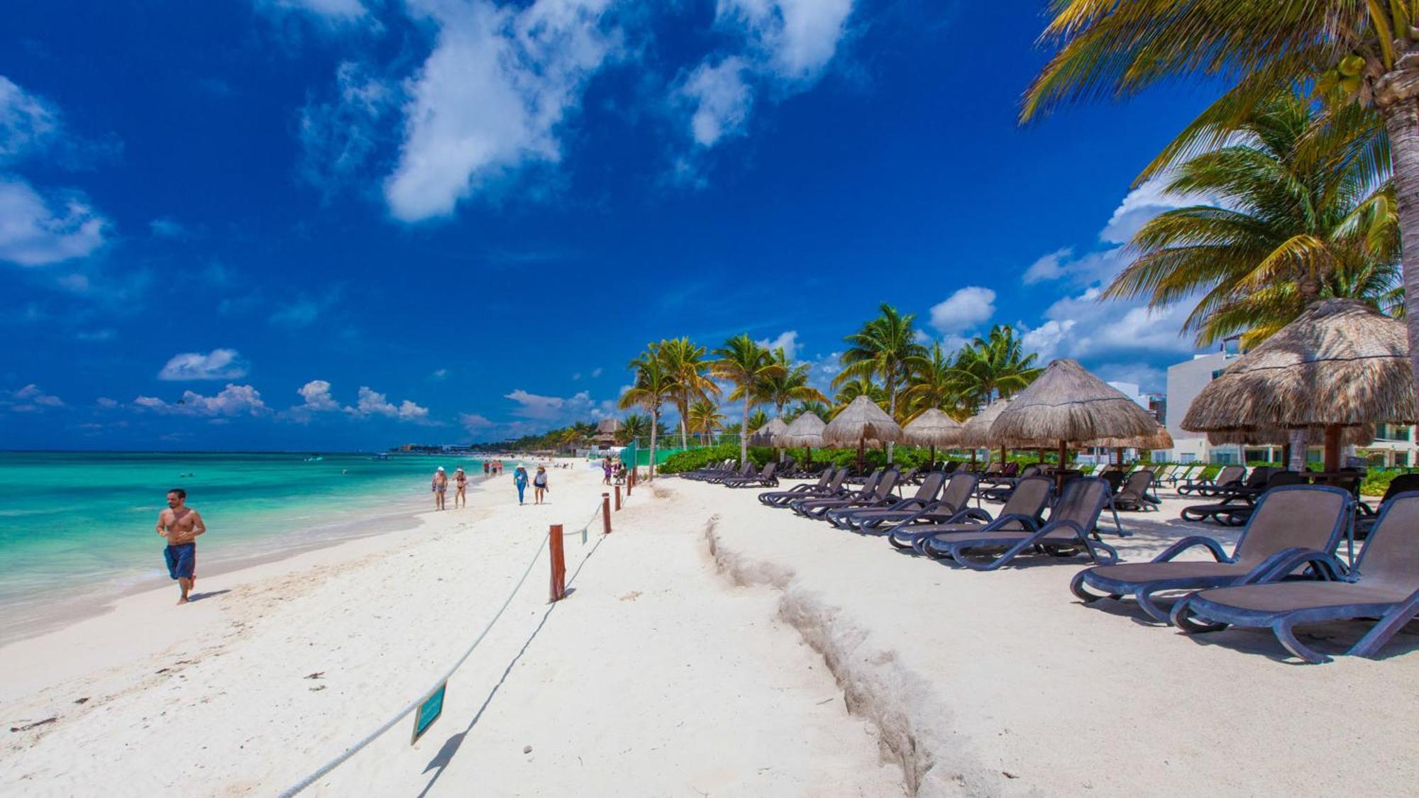 The Elements Oceanfront & Beachside Condo Hotel Playa del Carmen Exterior photo