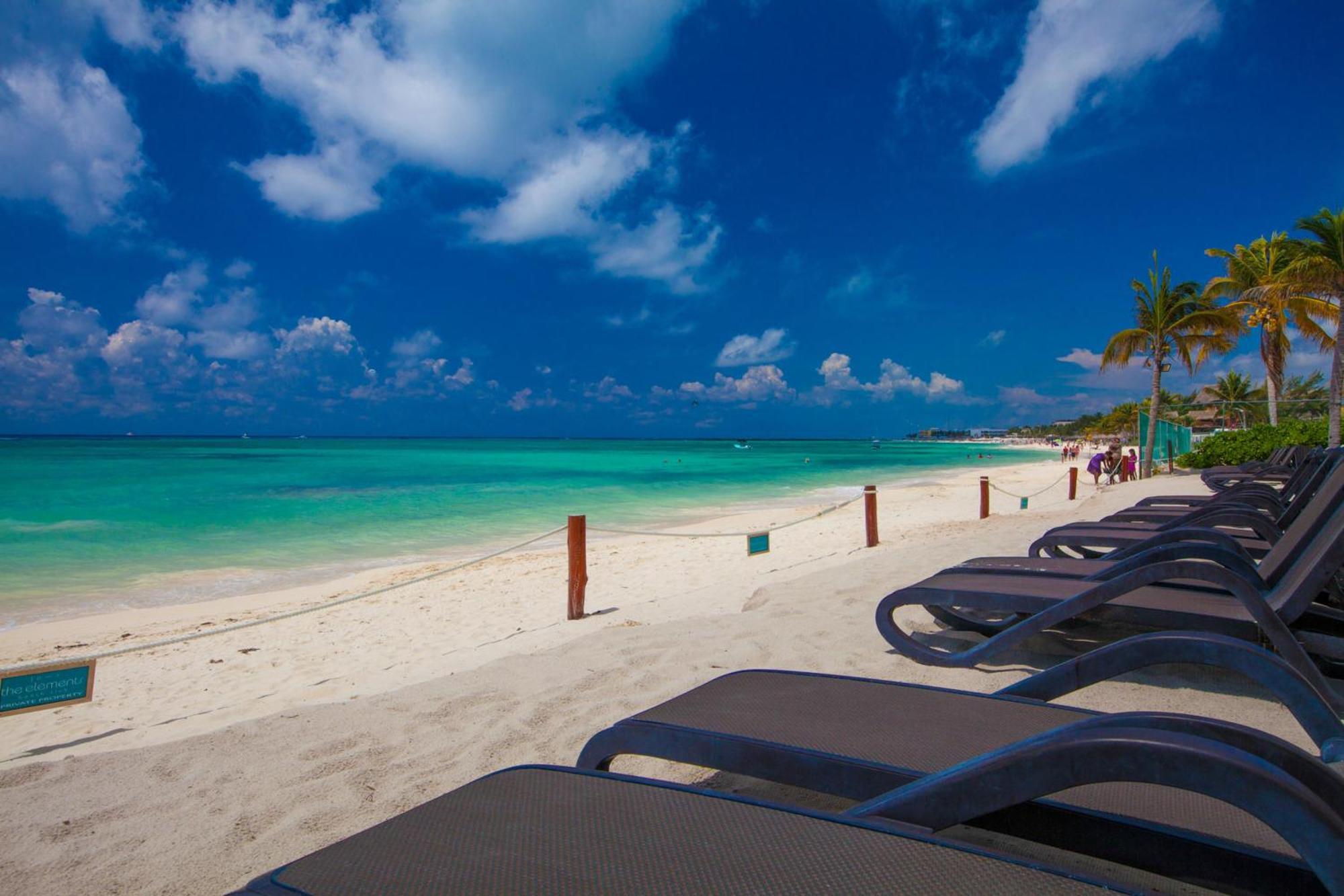 The Elements Oceanfront & Beachside Condo Hotel Playa del Carmen Exterior photo