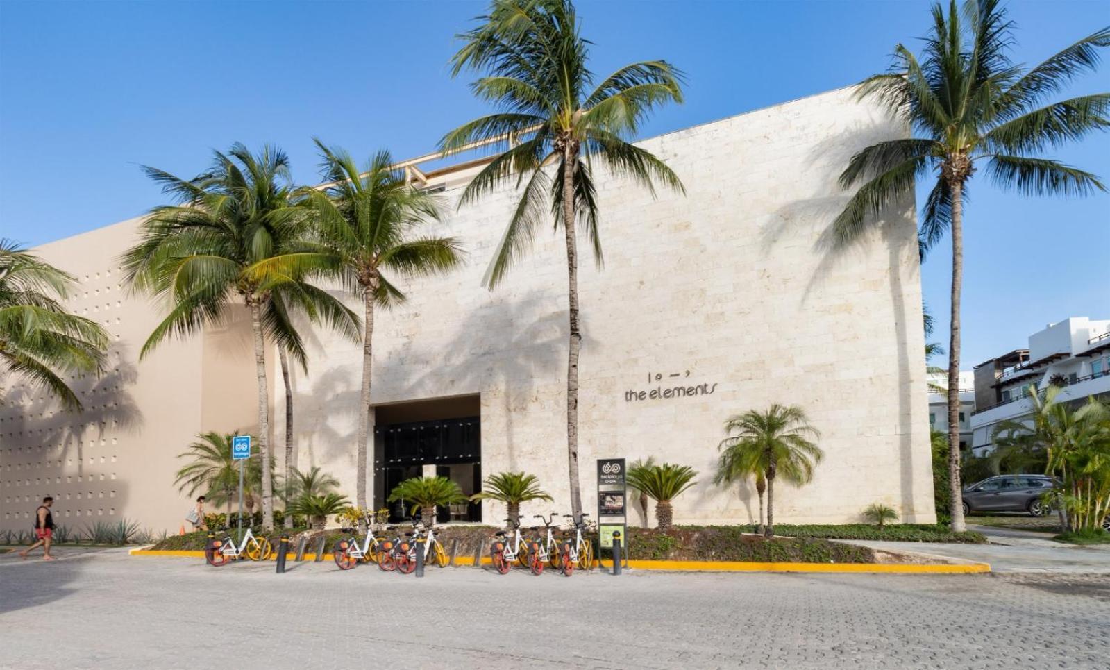 The Elements Oceanfront & Beachside Condo Hotel Playa del Carmen Exterior photo